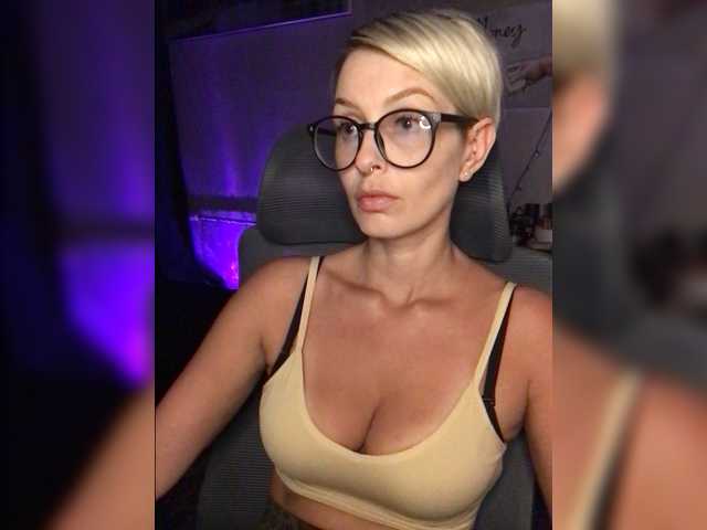 AlikBlack live cam on BongaCams