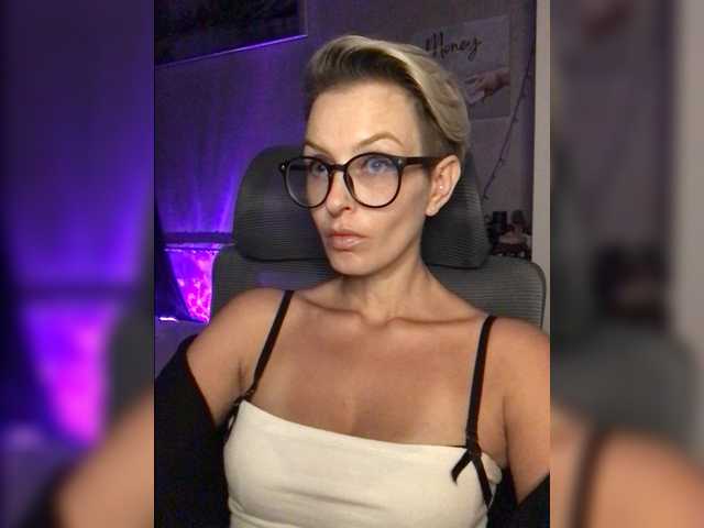 AlikBlack live cam on BongaCams