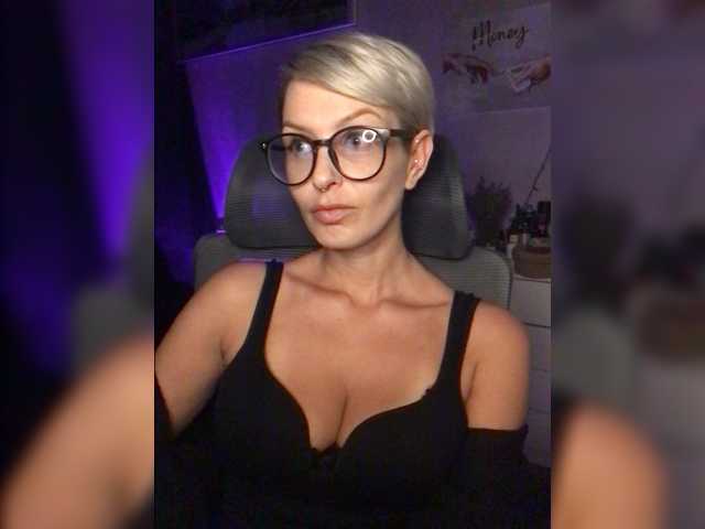 AlikBlack live cam on BongaCams