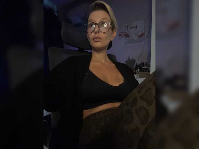 AlikBlack live cam on BongaCams