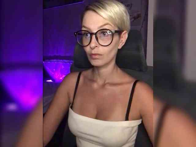 OhMyKosh webcam