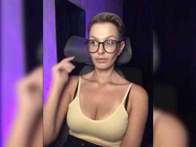 Модель: OhMyKosh