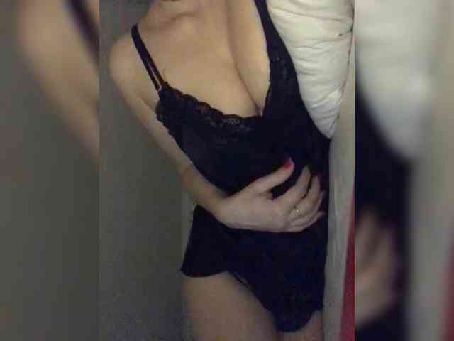 AlikBlack Live Webcam on BongaCams