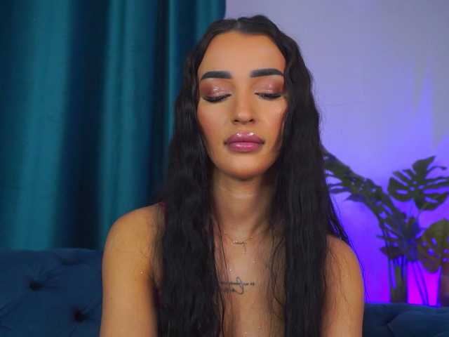 DeniseDevilles live cam preview