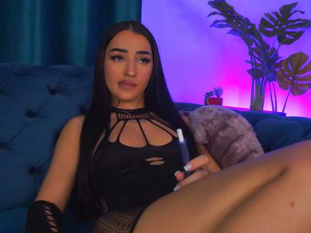 DeniseDevilles live cam on BongaCams