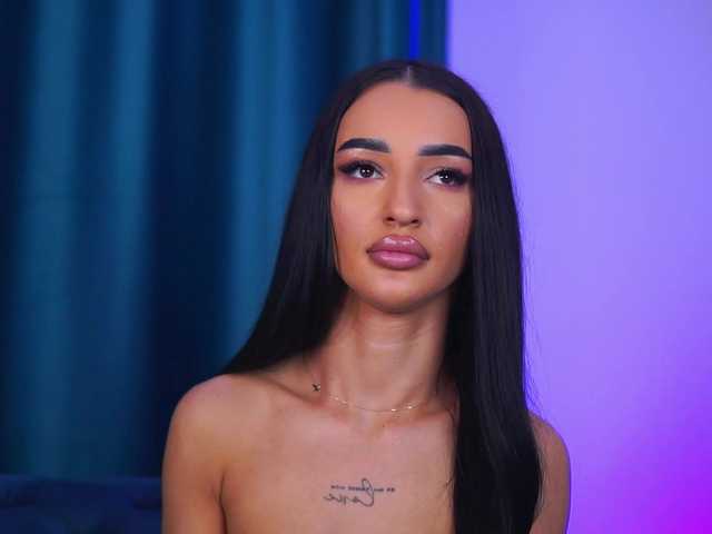 DeniseDevilles live cam on BongaCams