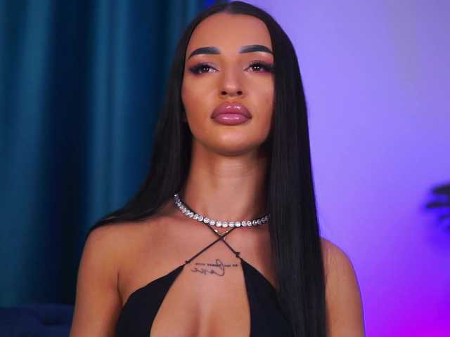 DeniseDevilles live cam on BongaCams