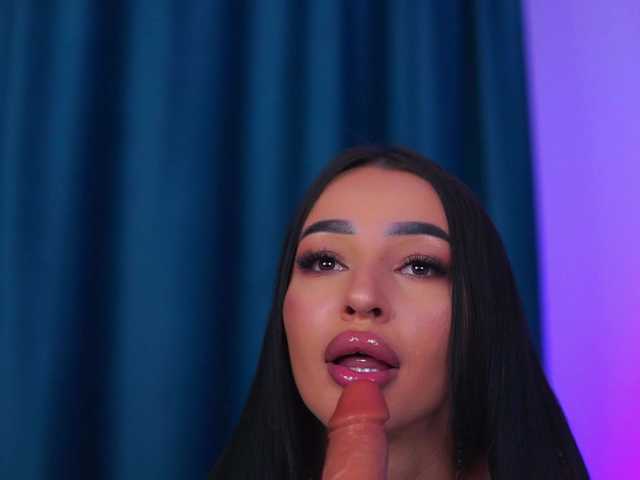 Sex chat gratuit in direct cu DeniseDevilles pe BongaCams