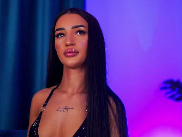 DeniseDevilles live cam on BongaCams