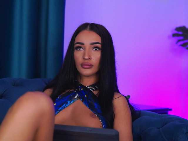 Sex chat gratuit in direct cu DeniseDevilles pe BongaCams