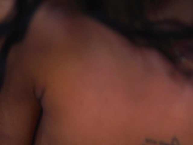 Sex chat gratuit in direct cu DeniseDevilles pe BongaCams