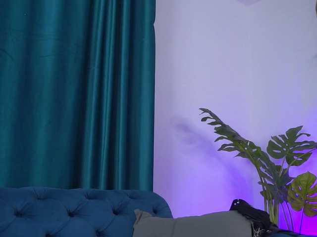 DeniseDevilles live cam preview