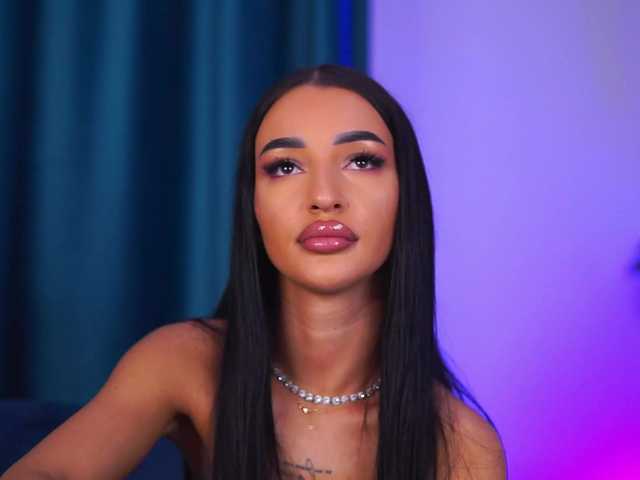DeniseDevilles live cam on BongaCams