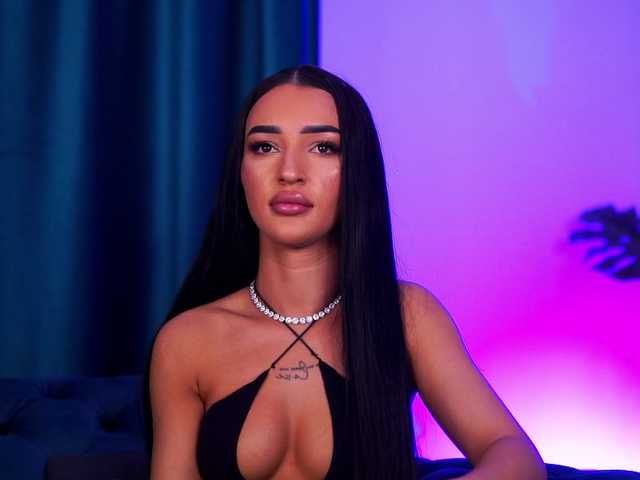 DeniseDevilles live cam on BongaCams