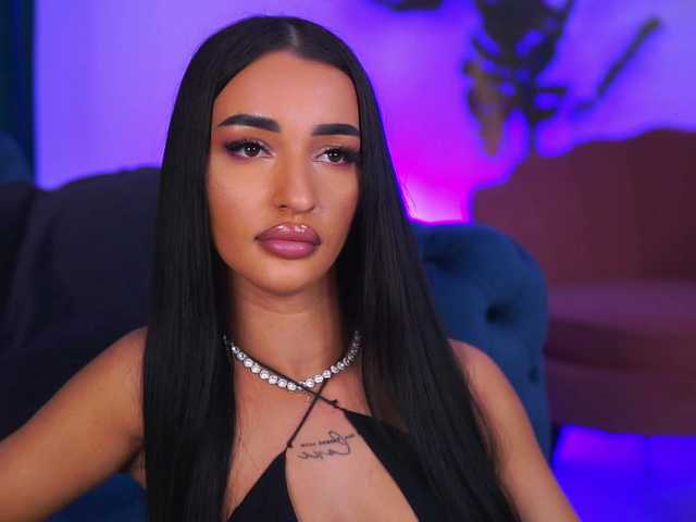 DeniseDevilles live cam on BongaCams