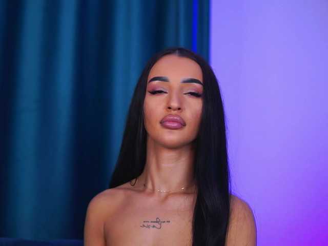 DeniseDevilles live cam on BongaCams