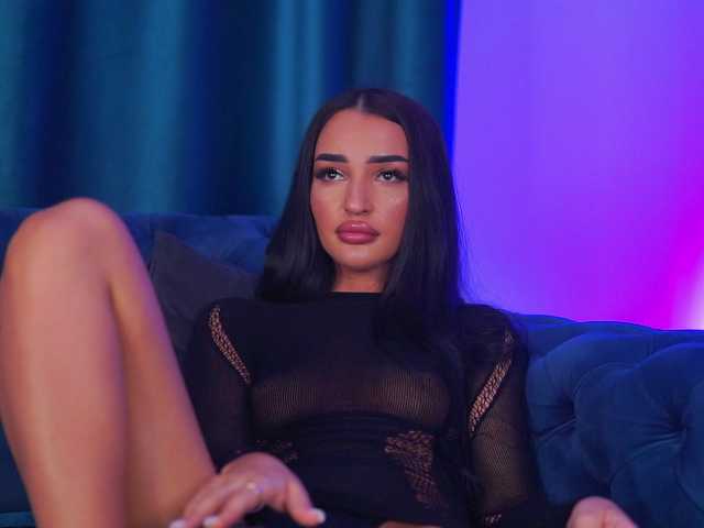 DeniseDevilles live cam on BongaCams