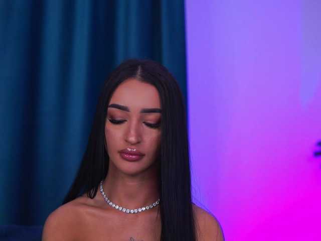 Sex chat gratuit in direct cu DeniseDevilles pe BongaCams