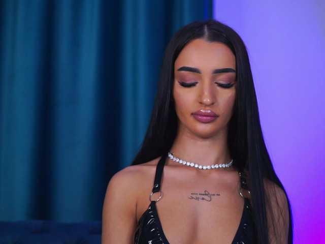 DeniseDevilles live cam on BongaCams