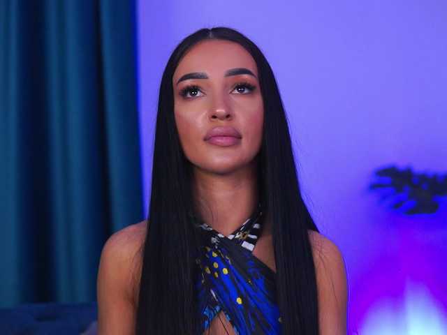 Sex chat gratuit in direct cu DeniseDevilles pe BongaCams