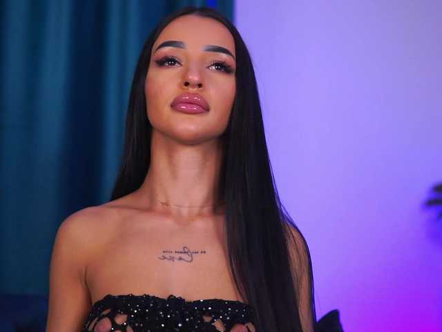 DeniseDevilles live cam on BongaCams