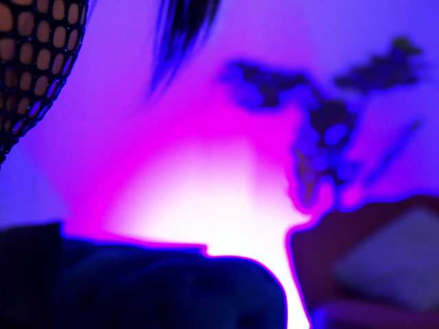 DeniseDevilles live cam on BongaCams