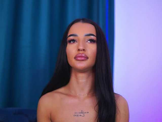 DeniseDevilles live cam on BongaCams