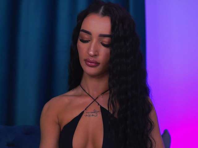 Sex chat gratuit in direct cu DeniseDevilles pe BongaCams