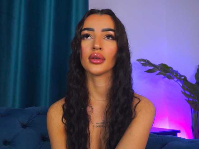 DeniseDevilles live cam on BongaCams