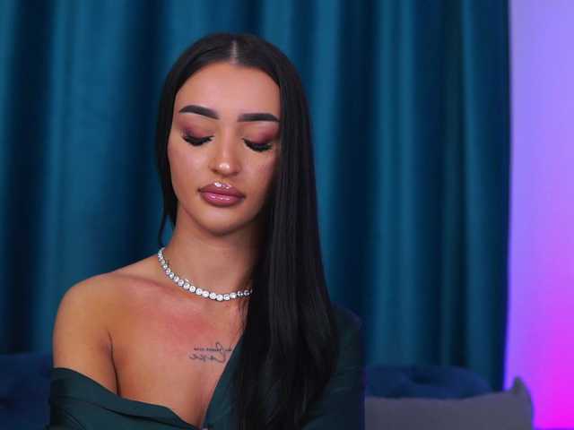 DeniseDevilles's BongaCams show and profile