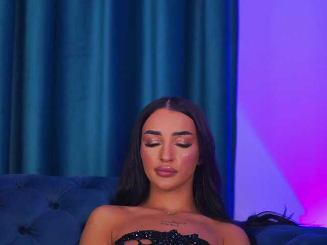 DeniseDevilles live cam on BongaCams