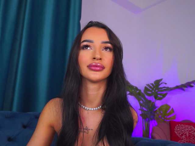 Sex chat gratuit in direct cu DeniseDevilles pe BongaCams