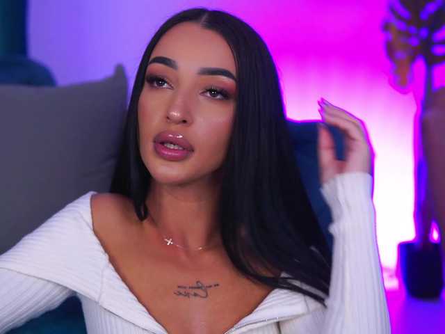 Sex chat gratuit in direct cu DeniseDevilles pe BongaCams