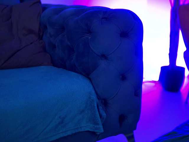 DeniseDevilles live cam on BongaCams