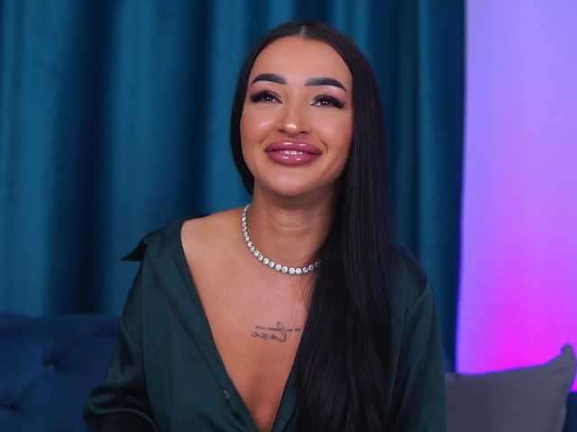 DeniseDevilles's BongaCams show and profile