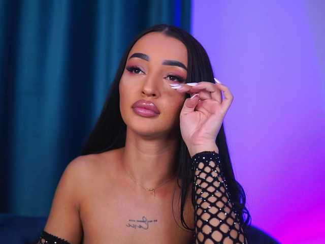 DeniseDevilles live cam on BongaCams