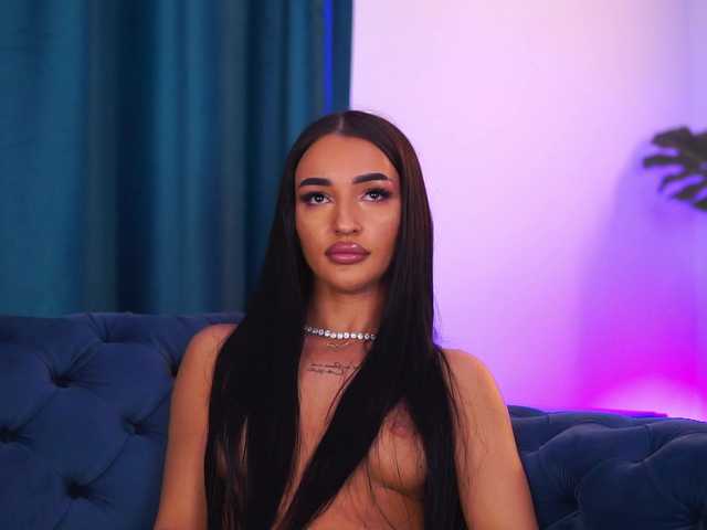 DeniseDevilles live cam on BongaCams
