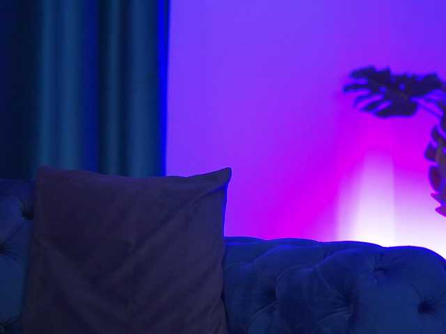 DeniseDevilles live cam on BongaCams