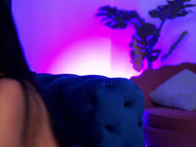DeniseDevilles live cam on BongaCams