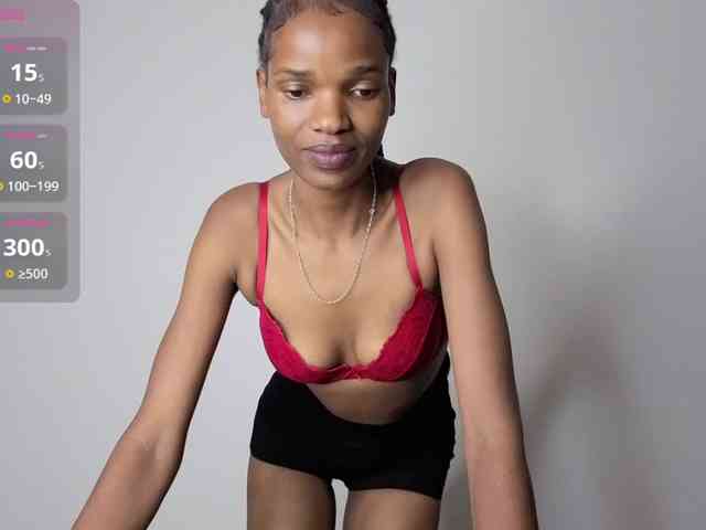 FreakkyAira