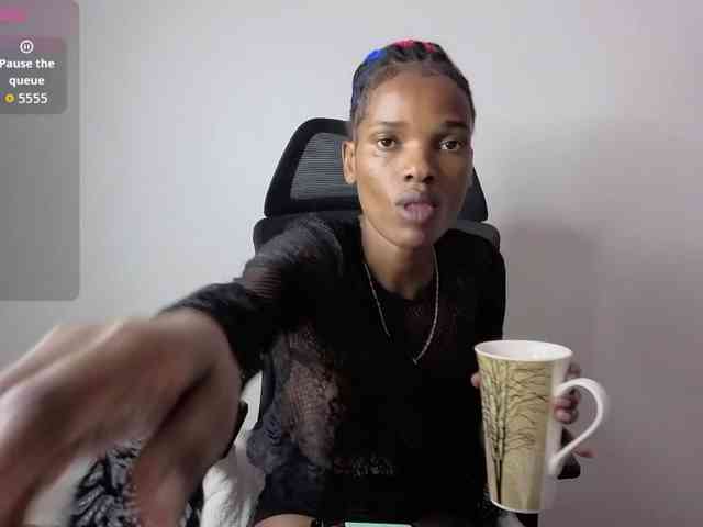 FreakkyAira