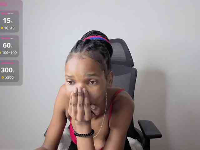 FreakkyAira