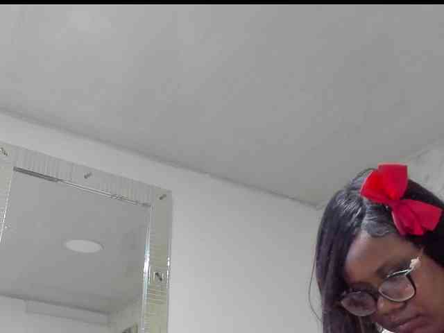 EmilyRosee webcam