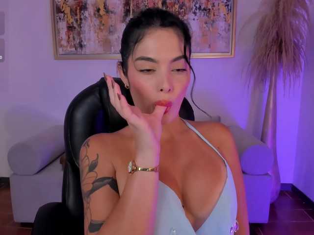 GiaFerrara live cam on BongaCams