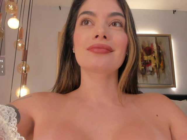 GiaFerrara live cam on BongaCams