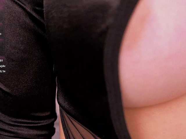 GiaFerrara's BongaCams show and profile