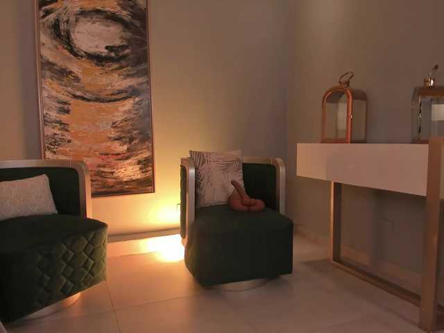 GiaFerrara live cam on BongaCams
