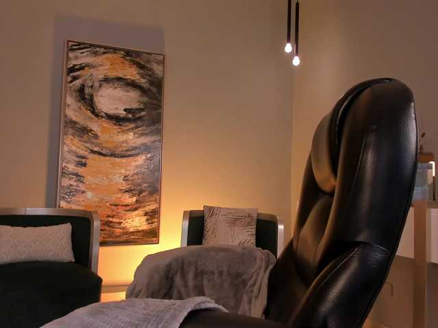 GiaFerrara live cam on BongaCams