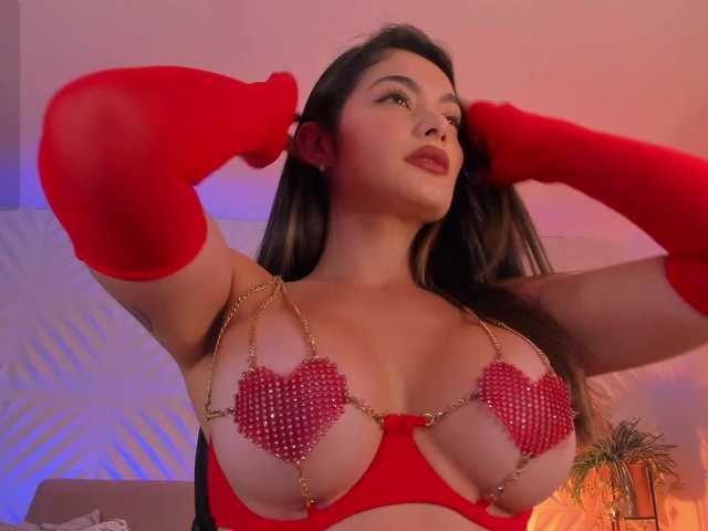 GiaFerrara live webcam show