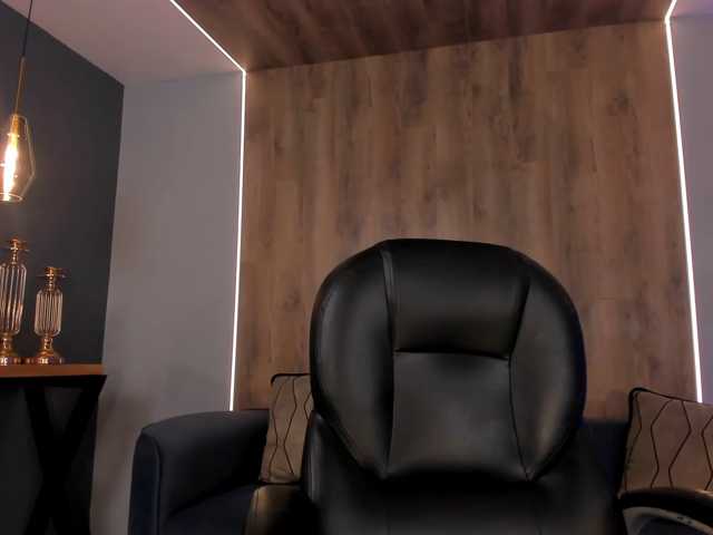 GiaFerrara live cam on BongaCams